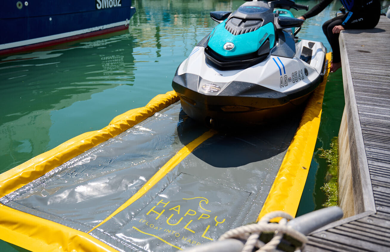 Happy Hull Float into Happy